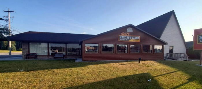 Mackinaw Pastie & Cookie Co (Flame Restaurant) - Web Listing (newer photo)